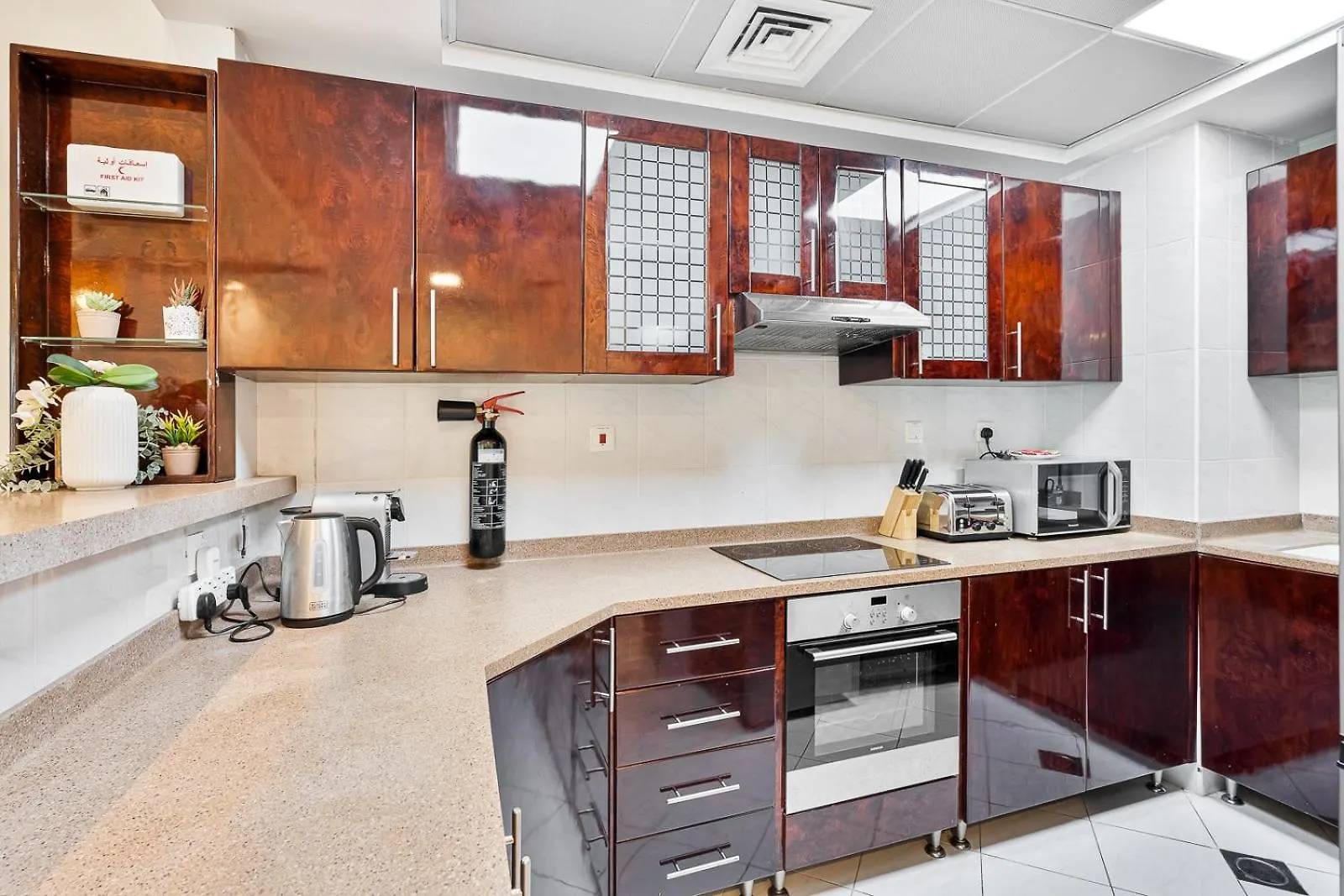Appartamento Luxury 2Br Apt With Waterfront Views Dubai